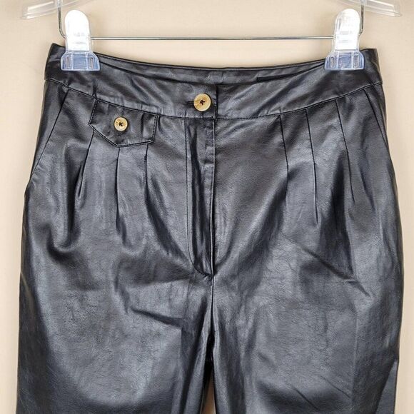 Blank NYC Faux Leather Pleated Trousers Cropped Pants Black Size 26 - Picture 3 of 14